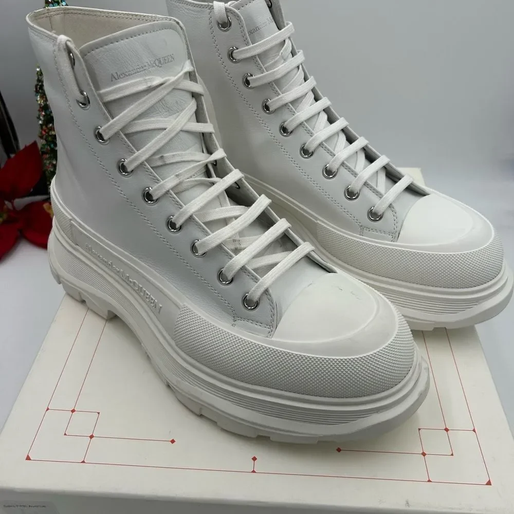 Men’s Alexander, McQueen tread slick high top boots size 46 made in Italy